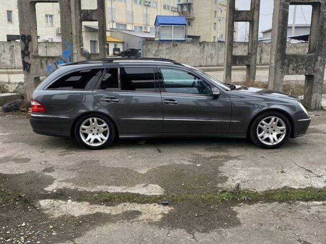 Серый Мерседес 320, объемом двигателя 3.2 л и пробегом 440 тыс. км за 6900 $, фото 19 на Automoto.ua