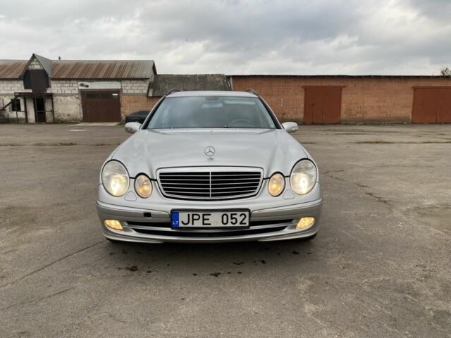Серый Мерседес 320, объемом двигателя 3.2 л и пробегом 400 тыс. км за 3300 $, фото 2 на Automoto.ua