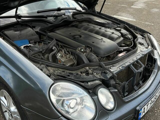 Серый Мерседес 320, объемом двигателя 3.2 л и пробегом 346 тыс. км за 7000 $, фото 6 на Automoto.ua