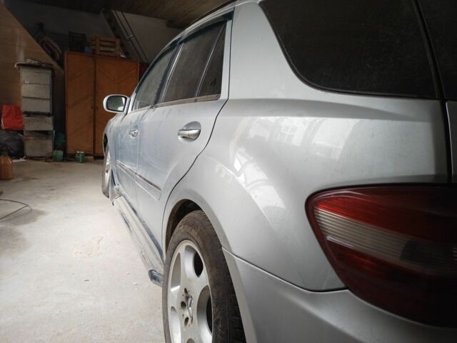 Серый Мерседес 320, объемом двигателя 3 л и пробегом 2 тыс. км за 9000 $, фото 4 на Automoto.ua