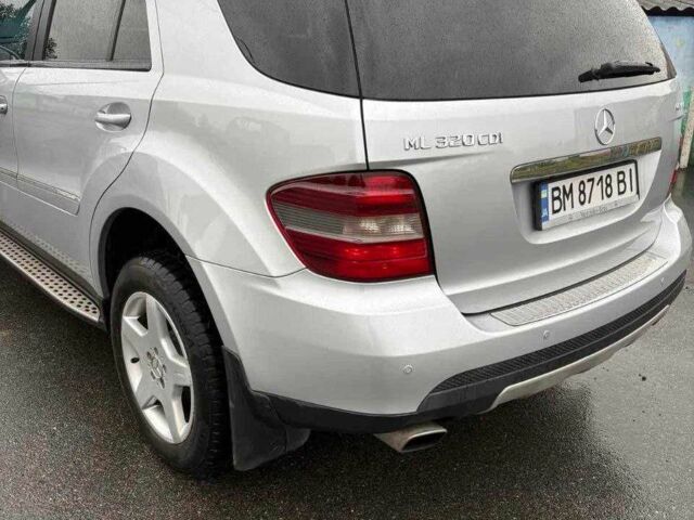 Сірий Мерседес 320, об'ємом двигуна 3 л та пробігом 261 тис. км за 15500 $, фото 9 на Automoto.ua