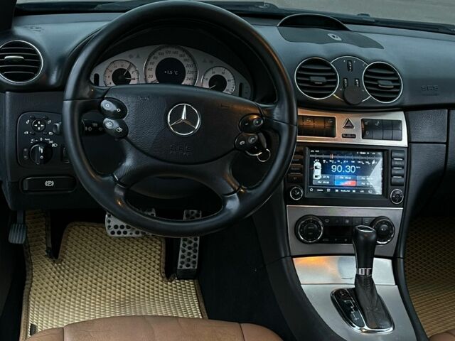 Синий Мерседес 320, объемом двигателя 3 л и пробегом 420 тыс. км за 8000 $, фото 4 на Automoto.ua