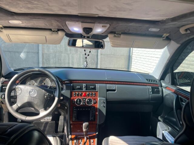 Синий Мерседес 320, объемом двигателя 3.2 л и пробегом 380 тыс. км за 5500 $, фото 5 на Automoto.ua