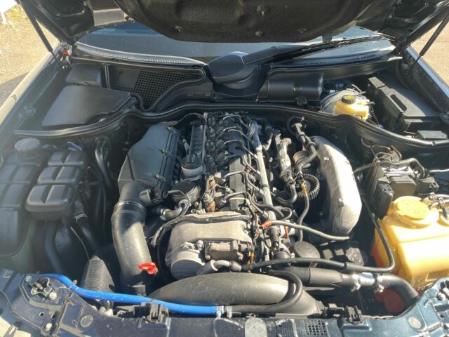 Синий Мерседес 320, объемом двигателя 3.2 л и пробегом 380 тыс. км за 6500 $, фото 7 на Automoto.ua