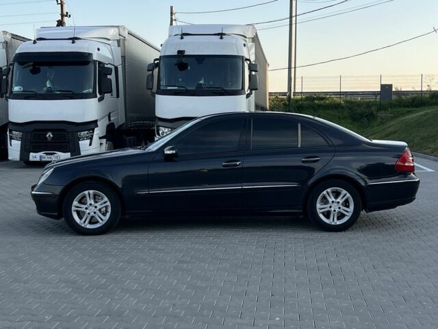Синій Мерседес 320, об'ємом двигуна 3.2 л та пробігом 300 тис. км за 6700 $, фото 6 на Automoto.ua