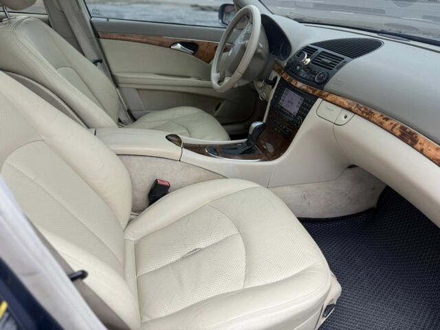 Синій Мерседес 320, об'ємом двигуна 3.2 л та пробігом 380 тис. км за 6300 $, фото 7 на Automoto.ua