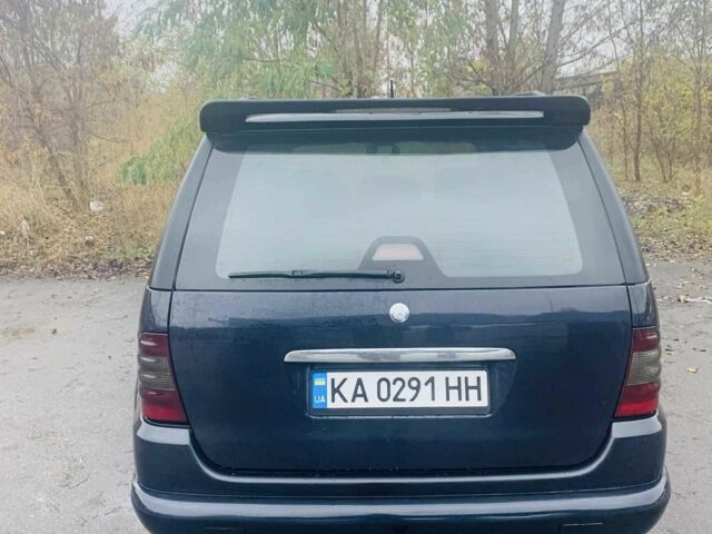 Синий Мерседес 320, объемом двигателя 3.2 л и пробегом 324 тыс. км за 4699 $, фото 8 на Automoto.ua