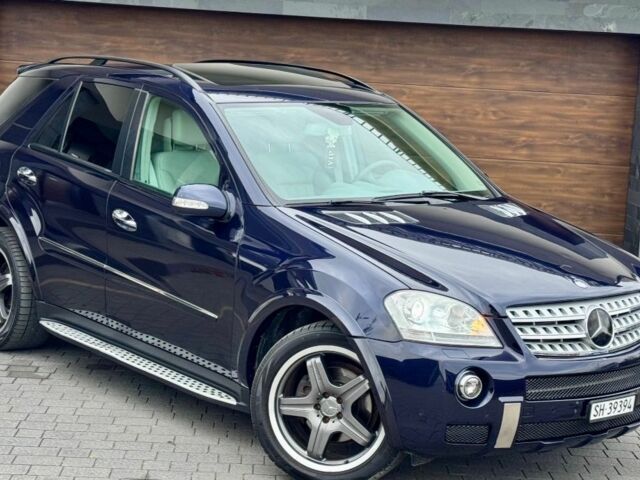 Синий Мерседес 320, объемом двигателя 3 л и пробегом 231 тыс. км за 3700 $, фото 3 на Automoto.ua