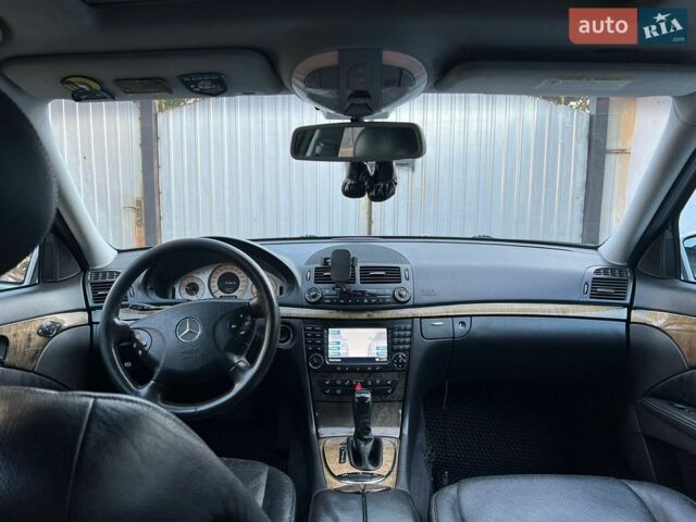 Сірий Мерседес 320 Pullman, об'ємом двигуна 3.2 л та пробігом 420 тис. км за 7050 $, фото 17 на Automoto.ua