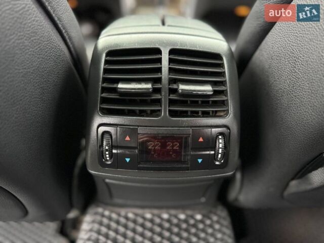 Сірий Мерседес 320 Pullman, об'ємом двигуна 3.2 л та пробігом 420 тис. км за 7050 $, фото 4 на Automoto.ua