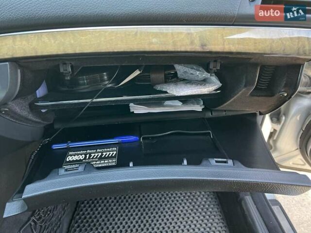 Сірий Мерседес 320 Pullman, об'ємом двигуна 3.2 л та пробігом 420 тис. км за 7700 $, фото 10 на Automoto.ua