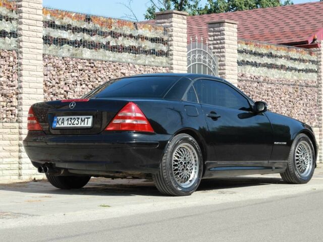 Чорний Мерседес 3302, об'ємом двигуна 2.3 л та пробігом 400 тис. км за 6800 $, фото 3 на Automoto.ua