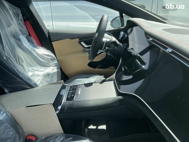 Мерседес 3302, об'ємом двигуна 2.3 л та пробігом 0 тис. км за 122591 $, фото 24 на Automoto.ua
