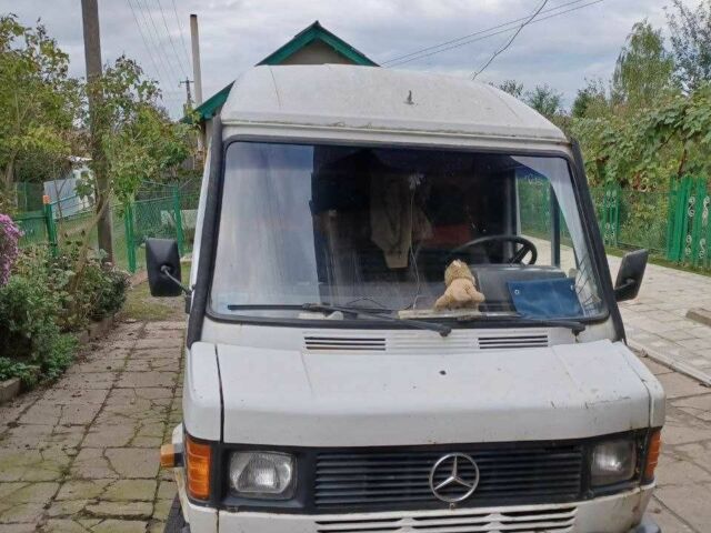 Мерседес 410, об'ємом двигуна 0 л та пробігом 0 тис. км за 2500 $, фото 2 на Automoto.ua