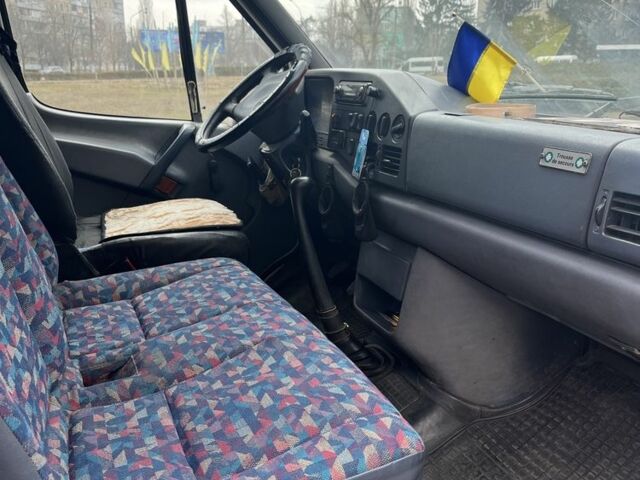 Мерседес 412, об'ємом двигуна 0 л та пробігом 0 тис. км за 6041 $, фото 15 на Automoto.ua