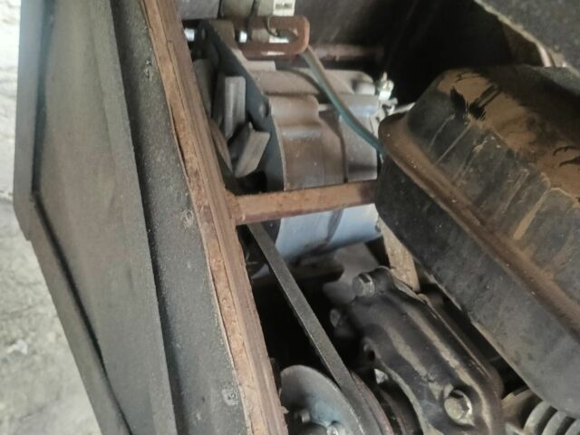 Белый Мерседес 500, объемом двигателя 14.6 л и пробегом 11 тыс. км за 7500 $, фото 6 на Automoto.ua