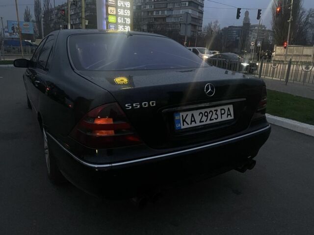 Черный Мерседес 500, объемом двигателя 5 л и пробегом 555 тыс. км за 4000 $, фото 9 на Automoto.ua