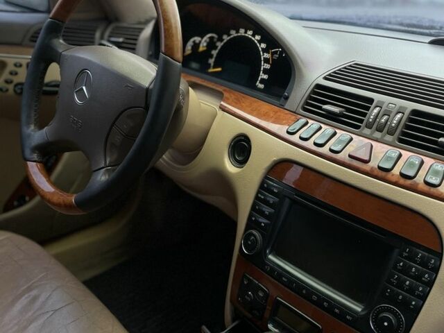 Черный Мерседес 500, объемом двигателя 5 л и пробегом 555 тыс. км за 4000 $, фото 18 на Automoto.ua