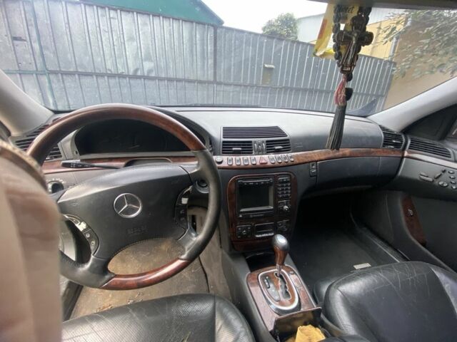 Черный Мерседес 500, объемом двигателя 0 л и пробегом 2 тыс. км за 1300 $, фото 5 на Automoto.ua
