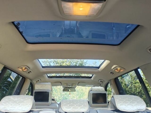 Черный Мерседес 500, объемом двигателя 4.7 л и пробегом 248 тыс. км за 26499 $, фото 9 на Automoto.ua