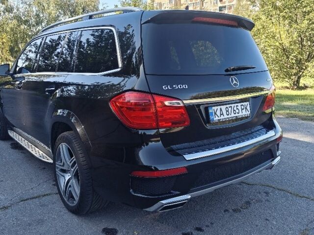 Черный Мерседес 500, объемом двигателя 4.7 л и пробегом 248 тыс. км за 26499 $, фото 7 на Automoto.ua