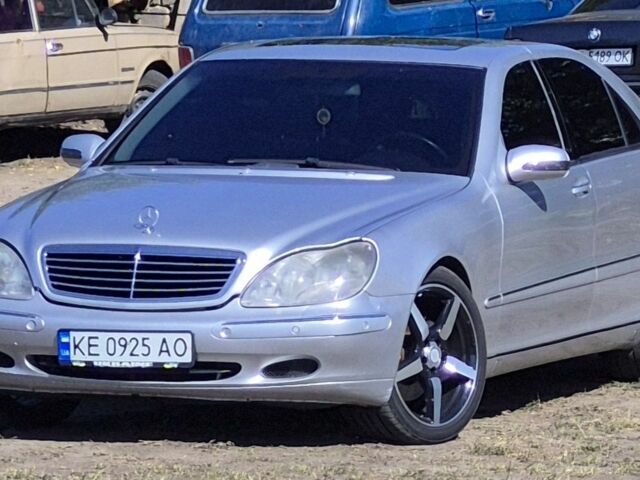 Серый Мерседес 500, объемом двигателя 3.2 л и пробегом 56 тыс. км за 6500 $, фото 2 на Automoto.ua