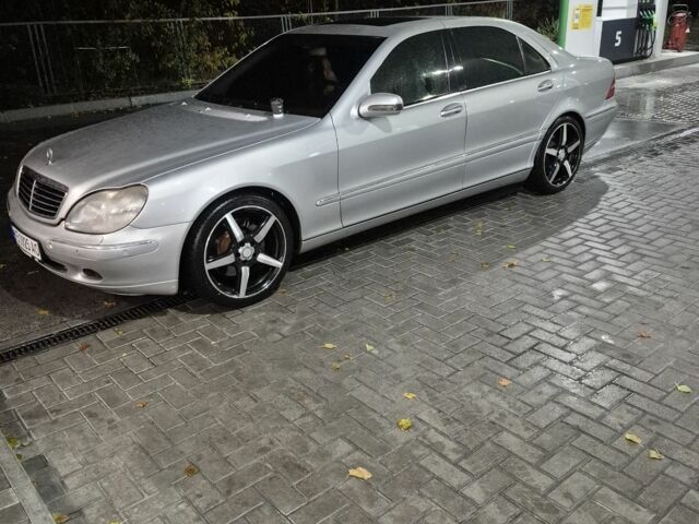 Серый Мерседес 500, объемом двигателя 3.2 л и пробегом 56 тыс. км за 6500 $, фото 3 на Automoto.ua