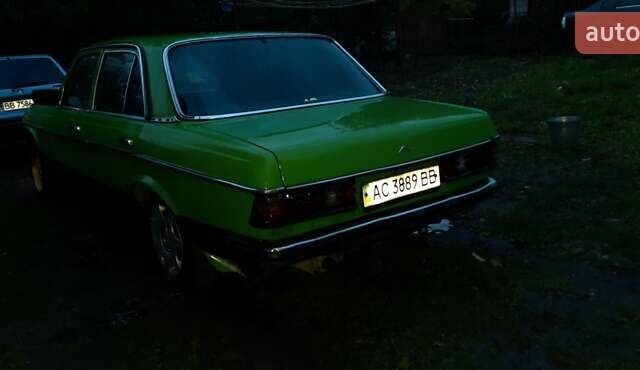 Мерседес 500K 1980 в Луцке на Automoto.ua Зеленый Мерседес 500K, объемом двигателя 2 л и пробегом 350 тыс. км за 600 $, фото 2 на Automoto.ua