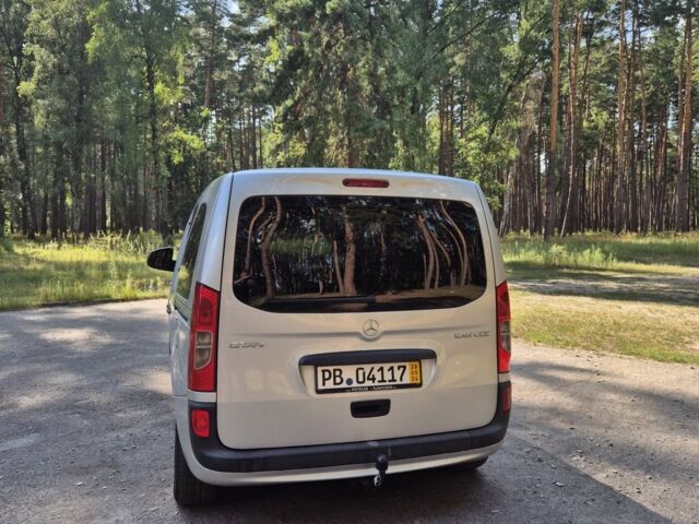 Сірий Мерседес 8, об'ємом двигуна 1.5 л та пробігом 165 тис. км за 12300 $, фото 3 на Automoto.ua