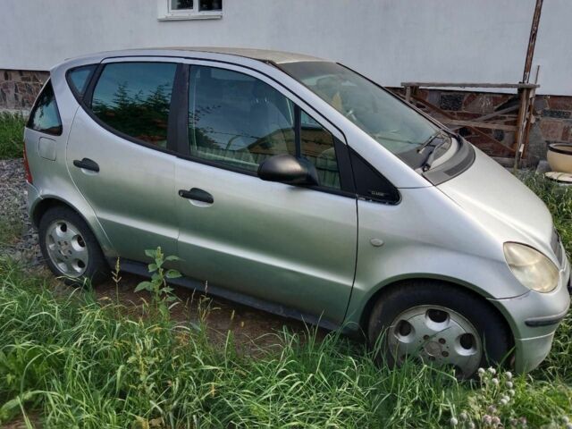 Сірий Мерседес 8, об'ємом двигуна 1.4 л та пробігом 360 тис. км за 2800 $, фото 4 на Automoto.ua