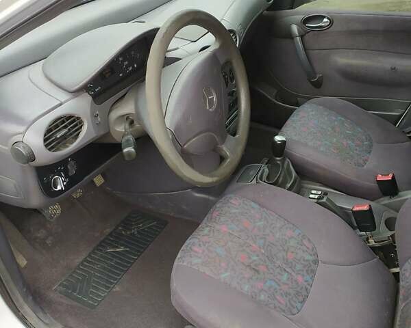 Белый Мерседес А класс, объемом двигателя 1.4 л и пробегом 430 тыс. км за 2400 $, фото 17 на Automoto.ua