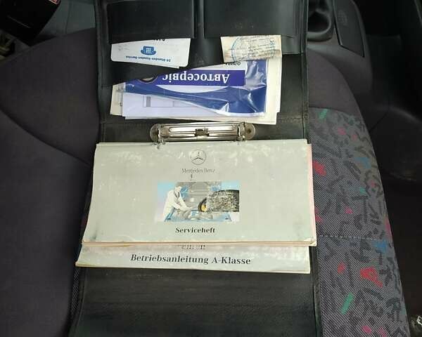 Белый Мерседес А класс, объемом двигателя 1.4 л и пробегом 430 тыс. км за 2400 $, фото 21 на Automoto.ua