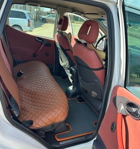 Білий Мерседес А клас, об'ємом двигуна 1.69 л та пробігом 257 тис. км за 2900 $, фото 8 на Automoto.ua