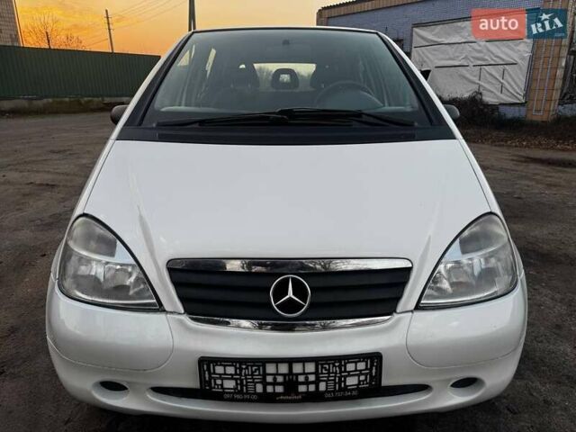 Белый Мерседес А класс, объемом двигателя 1.4 л и пробегом 180 тыс. км за 4250 $, фото 50 на Automoto.ua