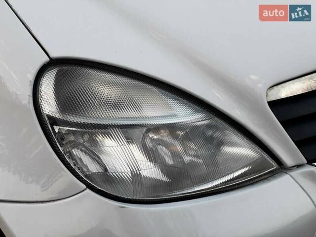 Белый Мерседес А класс, объемом двигателя 1.4 л и пробегом 180 тыс. км за 4250 $, фото 48 на Automoto.ua