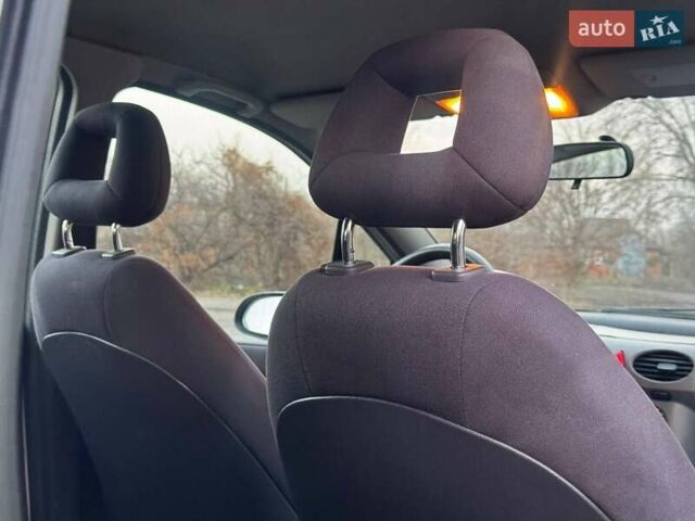 Белый Мерседес А класс, объемом двигателя 1.4 л и пробегом 180 тыс. км за 4250 $, фото 28 на Automoto.ua