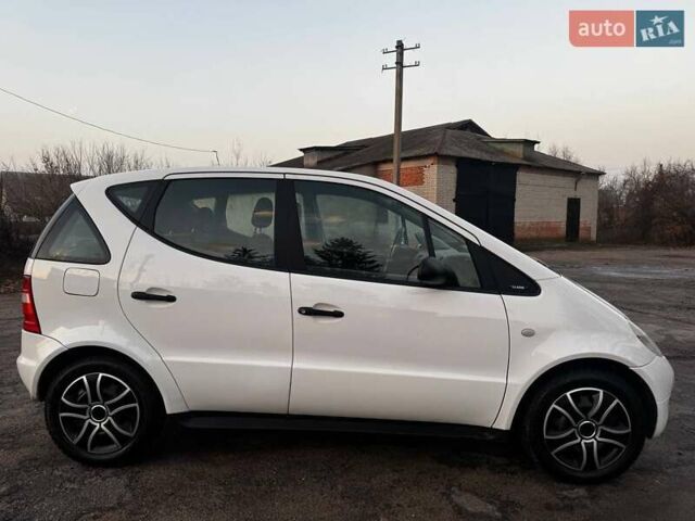 Белый Мерседес А класс, объемом двигателя 1.4 л и пробегом 180 тыс. км за 4250 $, фото 49 на Automoto.ua