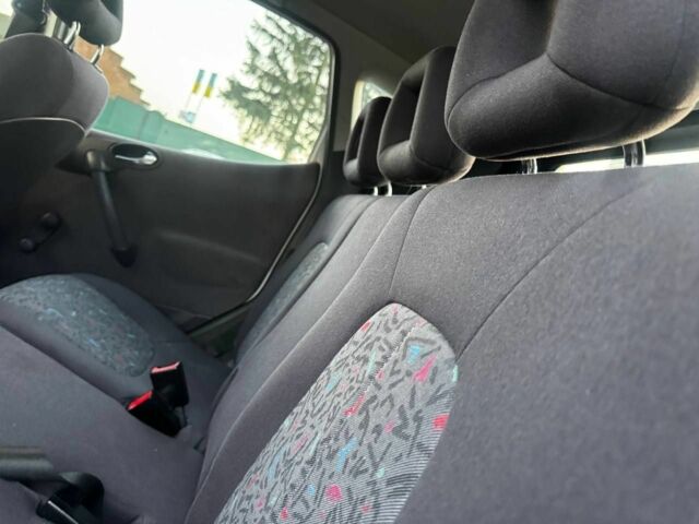 Белый Мерседес А класс, объемом двигателя 0 л и пробегом 180 тыс. км за 4250 $, фото 21 на Automoto.ua