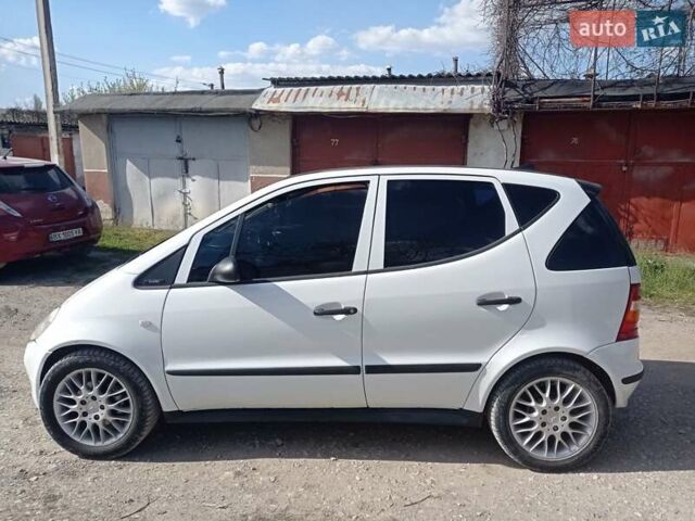 Белый Мерседес А класс, объемом двигателя 1.5 л и пробегом 312 тыс. км за 4000 $, фото 10 на Automoto.ua