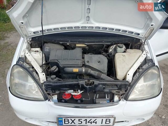 Белый Мерседес А класс, объемом двигателя 1.5 л и пробегом 312 тыс. км за 4000 $, фото 9 на Automoto.ua