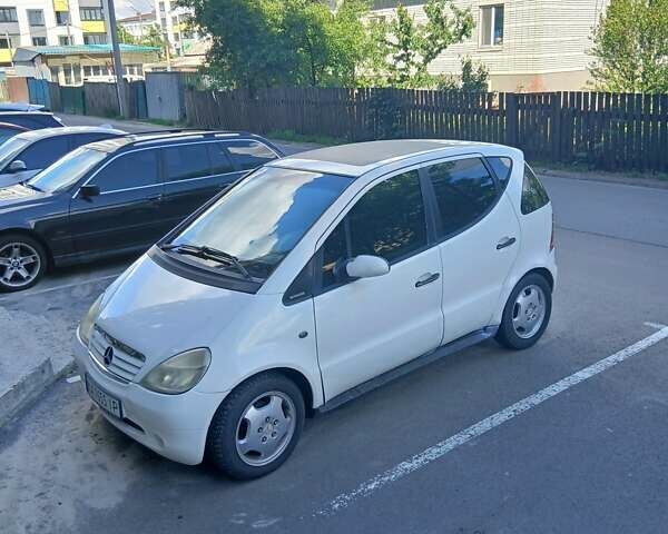 Білий Мерседес А клас, об'ємом двигуна 1.69 л та пробігом 319 тис. км за 3500 $, фото 1 на Automoto.ua