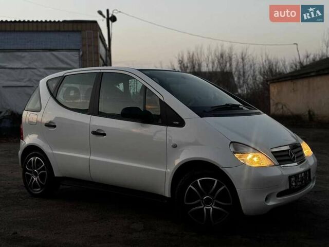 Белый Мерседес А класс, объемом двигателя 1.4 л и пробегом 180 тыс. км за 4250 $, фото 45 на Automoto.ua