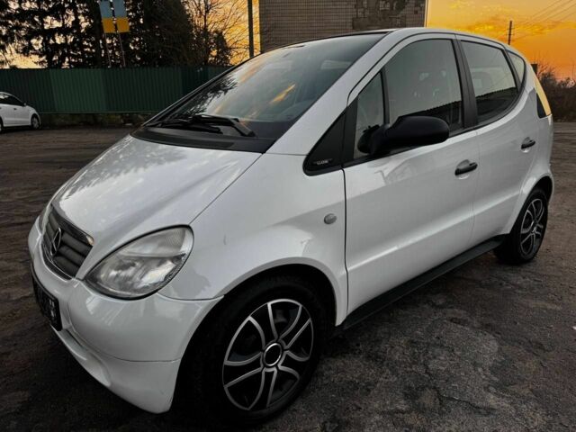 Белый Мерседес А класс, объемом двигателя 0 л и пробегом 180 тыс. км за 4250 $, фото 10 на Automoto.ua