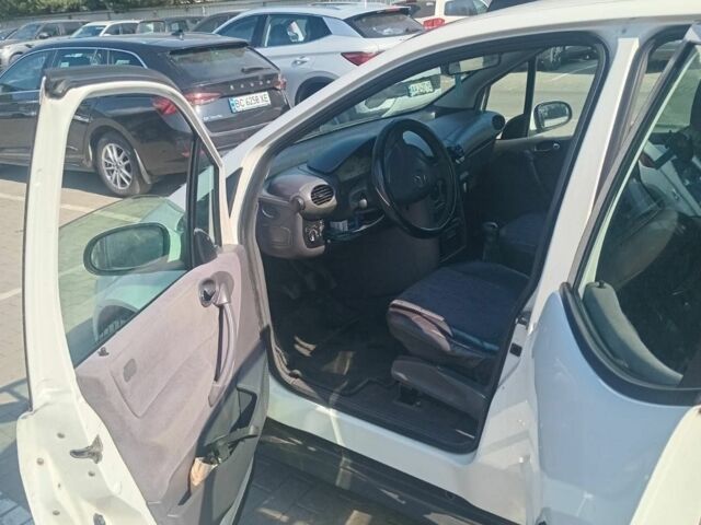 Білий Мерседес А клас, об'ємом двигуна 0 л та пробігом 340 тис. км за 3100 $, фото 2 на Automoto.ua