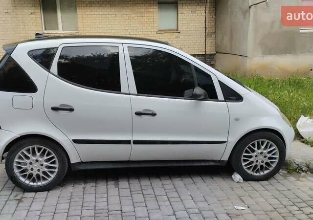 Білий Мерседес А клас, об'ємом двигуна 1.6 л та пробігом 280 тис. км за 2800 $, фото 2 на Automoto.ua