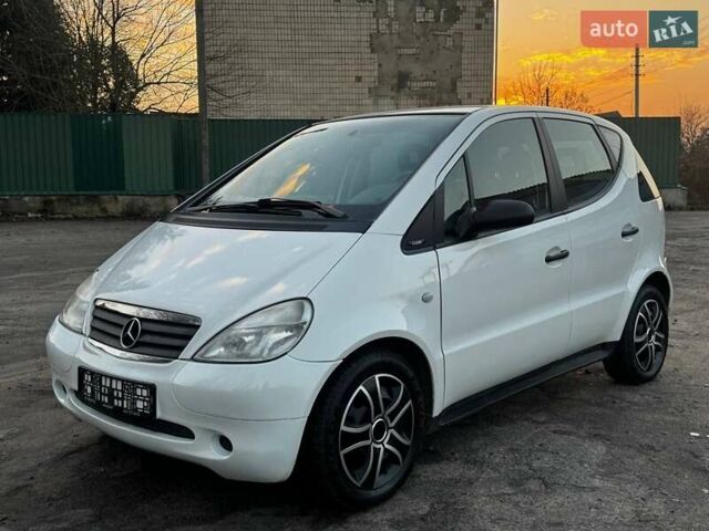 Белый Мерседес А класс, объемом двигателя 1.4 л и пробегом 180 тыс. км за 4250 $, фото 4 на Automoto.ua