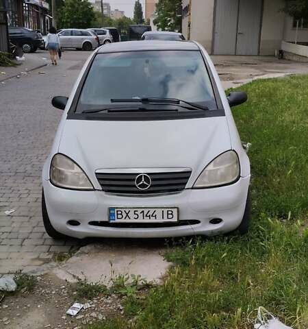 Білий Мерседес А клас, об'ємом двигуна 1.6 л та пробігом 280 тис. км за 2800 $, фото 1 на Automoto.ua