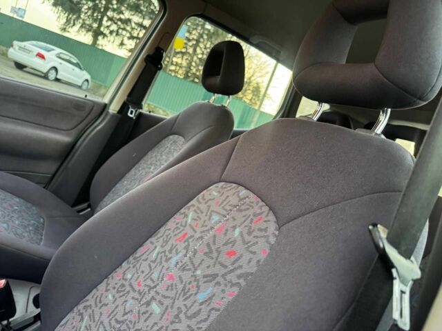 Белый Мерседес А класс, объемом двигателя 0 л и пробегом 180 тыс. км за 4250 $, фото 15 на Automoto.ua