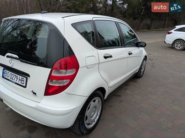 Белый Мерседес А класс, объемом двигателя 1.5 л и пробегом 253 тыс. км за 5800 $, фото 2 на Automoto.ua