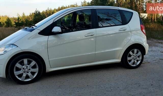 Білий Мерседес А клас, об'ємом двигуна 1.7 л та пробігом 94 тис. км за 8400 $, фото 23 на Automoto.ua